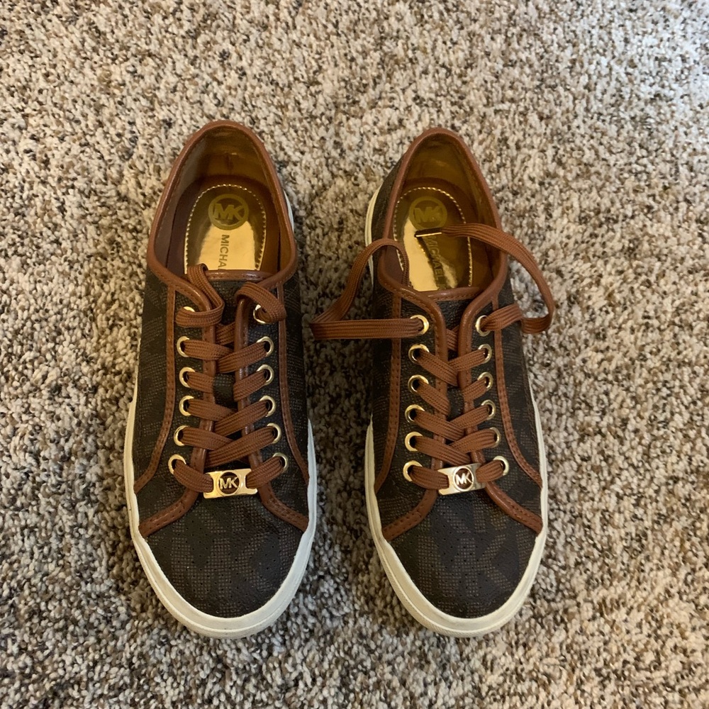 Micheal Kors Sneakers